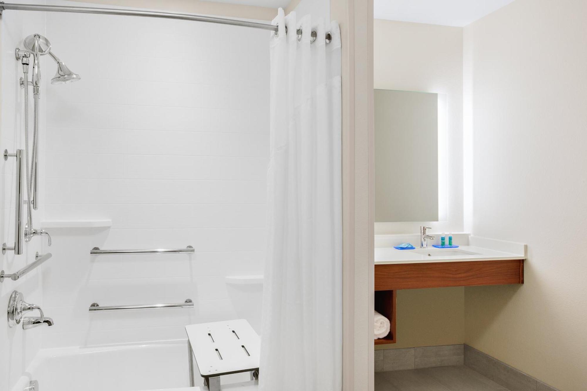 Holiday Inn Express & Suites - Union Gap - Yakima Area By Ihg Екстериор снимка